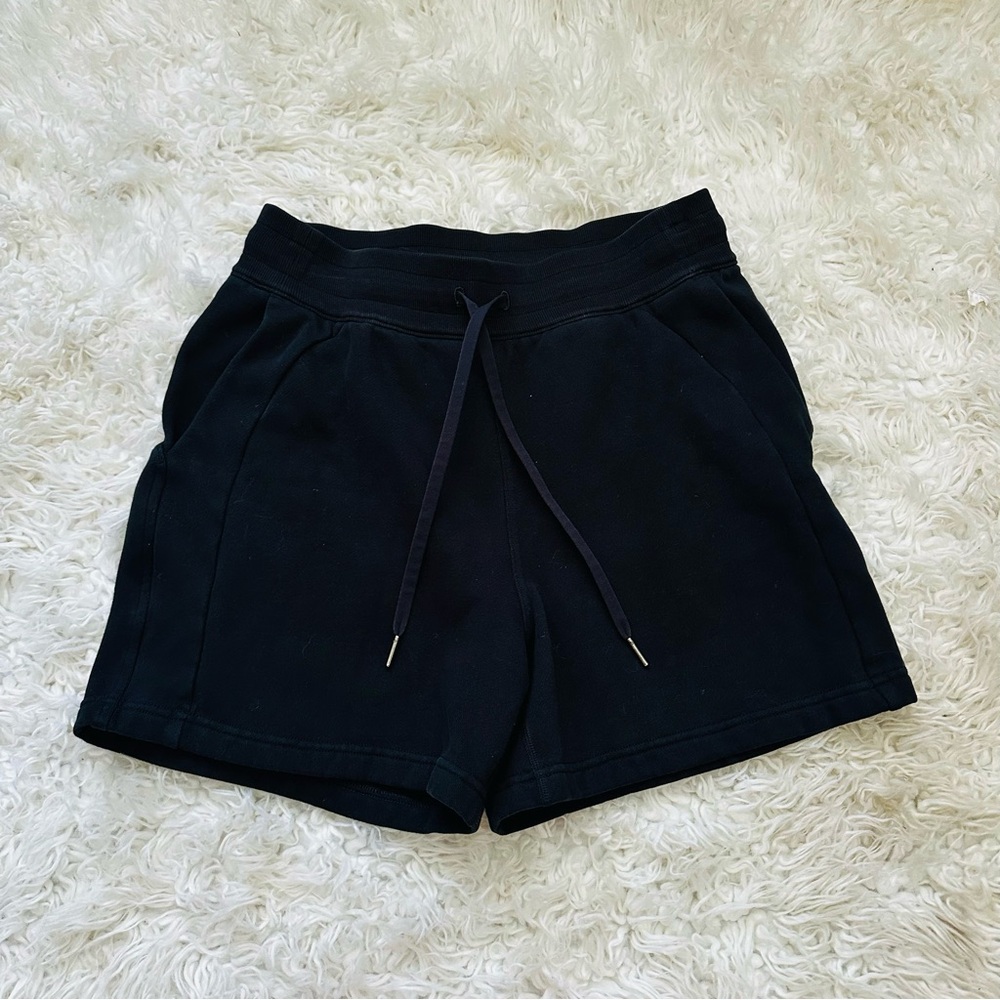 Lululemon every moment Short